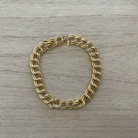 Jewelry - Electric Picks Necklace